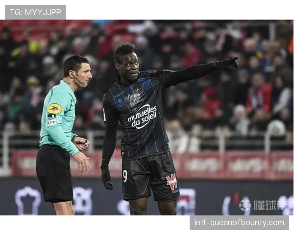 司法部门介入尼斯球迷暴力事件,涉事球迷团体否认组织 司法部门介入尼斯球迷暴力事件,涉事球迷团体否认组织