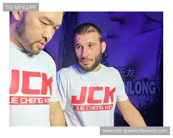 扎云丁与尼格单蝇量级赏金赛决赛：新锐风暴迎战孤勇者韧性