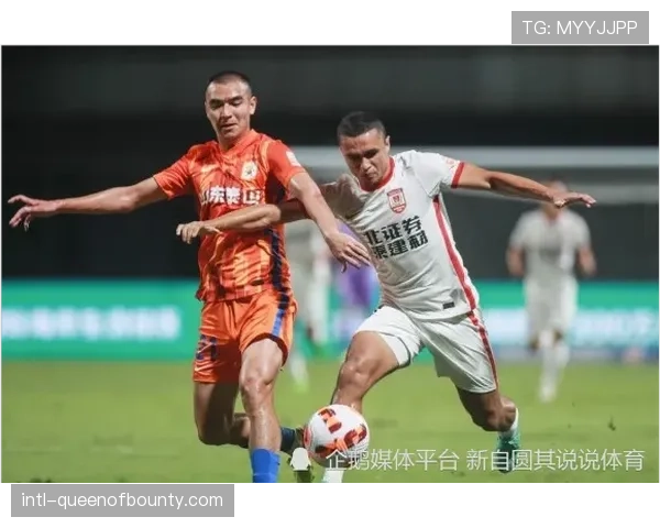 图卢兹门将三连扑，难阻朗斯前锋补射破门