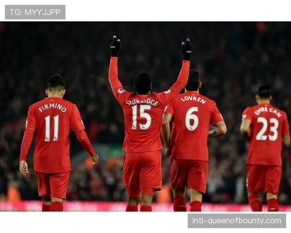 利物浦球迷组织慈善活动，声援当地社区青少年足球计划